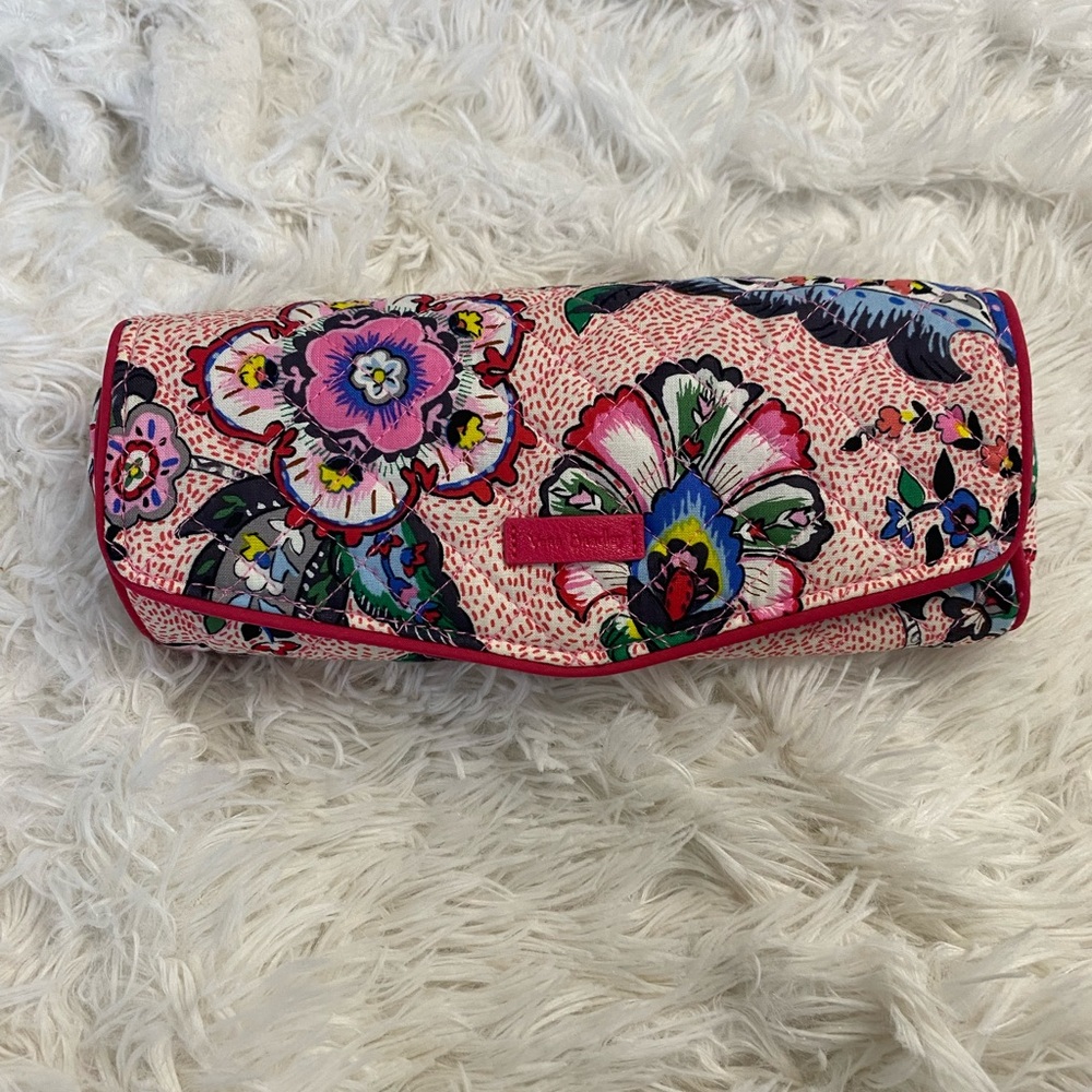 Vera Bradley floral brush bag